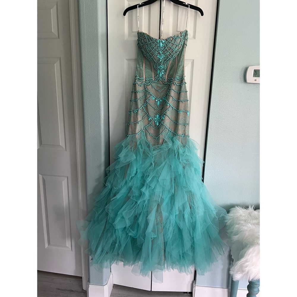 Sherri Hill size 6 teal and beige formal gown